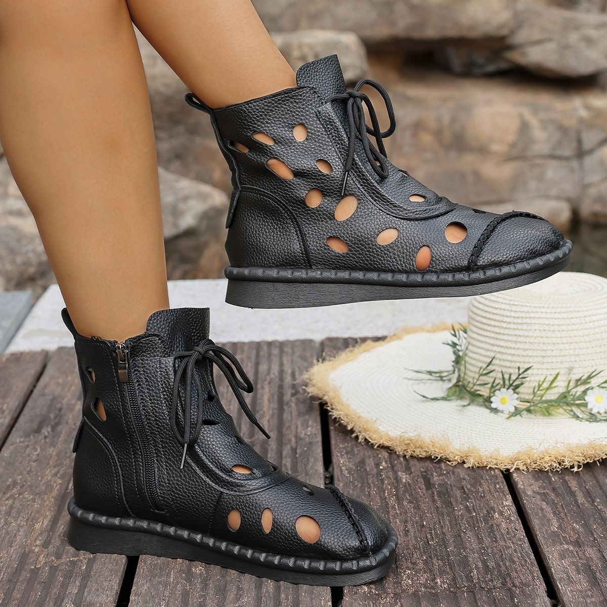 Bottines Vintage ajourées resp - Crossfit Outfit avis et prix